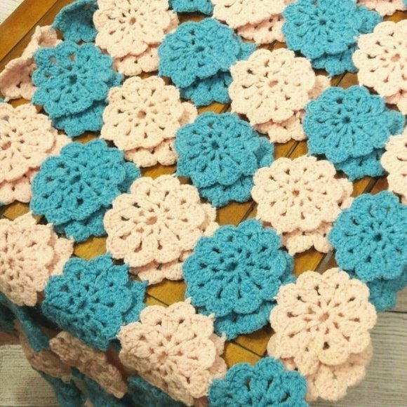 Knitted Wool Blanket Blue/Pink Floral Baby Kids Dorm Bedroom Crochet Throw Quilt - Picture 9 of 11